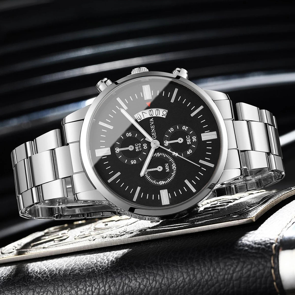 NORDENN™ ChronoLux Watch – Luxe Quartz Herenhorloge met Kalender | Zakelijk & Elegant Design